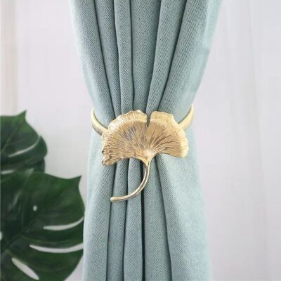 curtain accesory 1